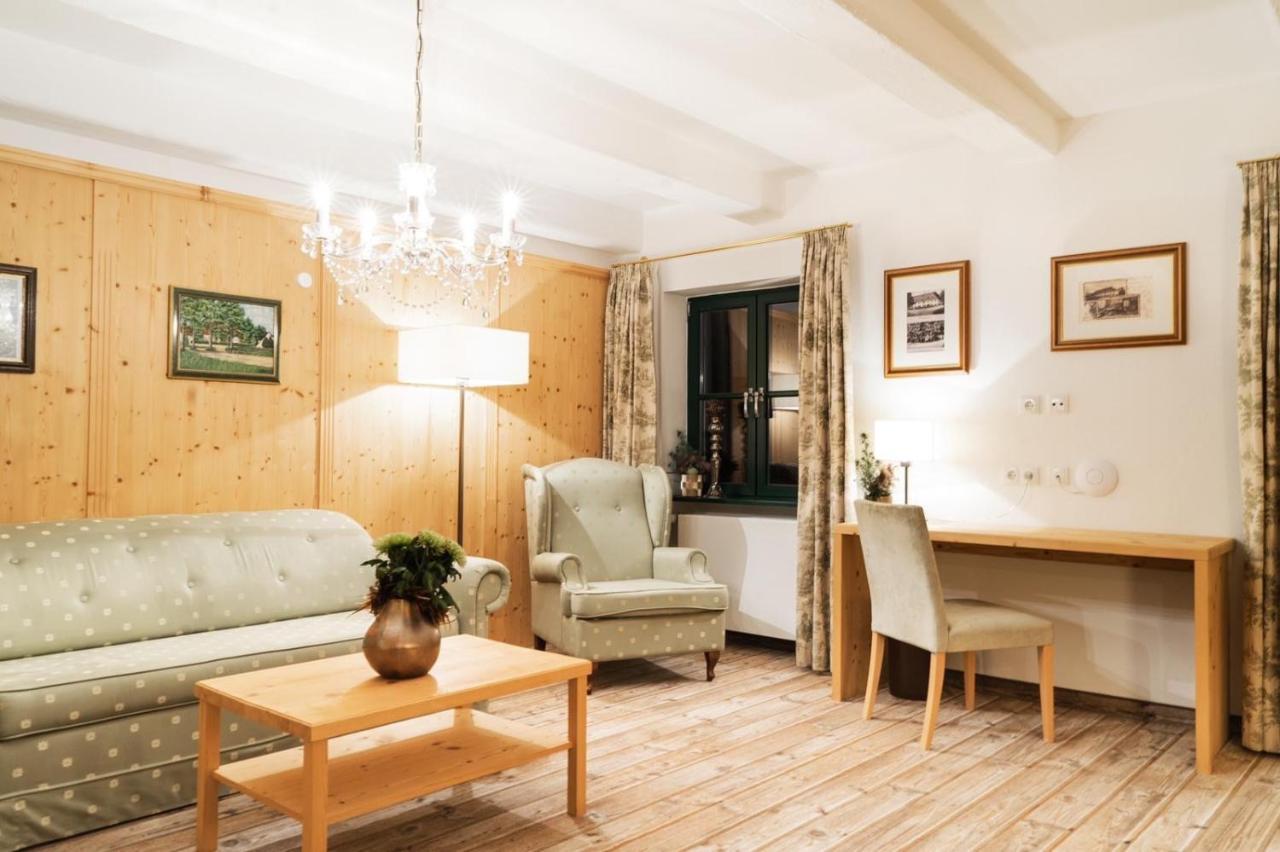 Hotel Forsthaus Woernbrunn Grünwald Esterno foto