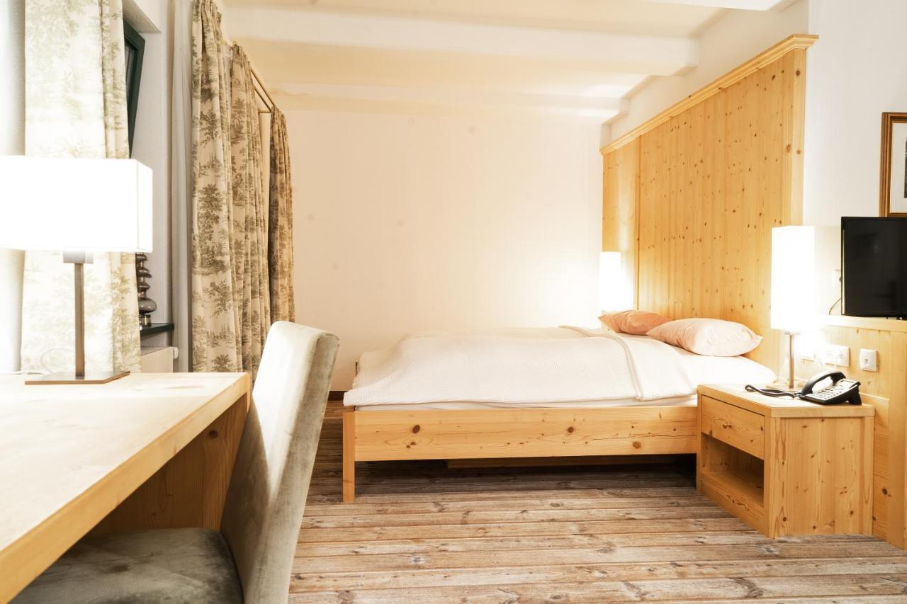 Hotel Forsthaus Woernbrunn Grünwald Esterno foto